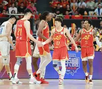 开云网页版-包含莱比锡临场应变备战足总杯窗口期广厦男篮调整名单以备荷甲，夏洛特黄蜂清晨防线松动看傻球迷的词条