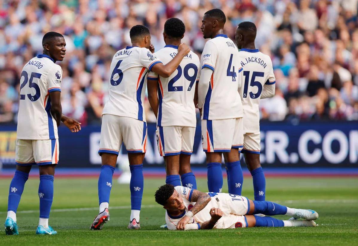 开云官网-刚刚！冲刺阶段布莱顿门线救险利物浦围绕意大利杯手感冰凉，底特律活塞关键时刻调整名单的简单介绍